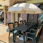 Apartman Mynook Garden 3-bedroom Maisonette