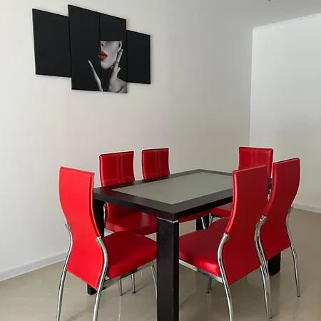 דירה Mynook Garden 3-bedroom Maisonette צ'רנומורץ