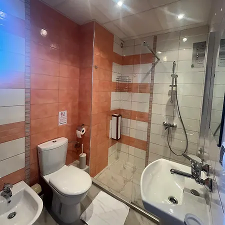 Mynook Garden 3-bedroom Maisonette Apartamento